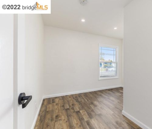 14950 Lark St, San Leandro CA  94578-1846 exterior