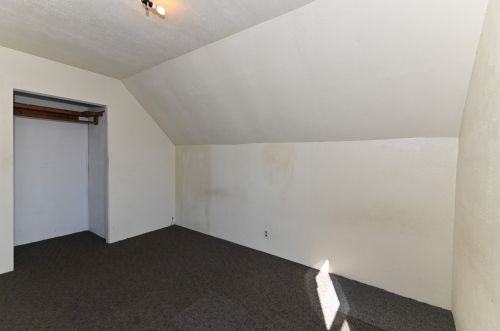 1218 35, Milwaukee WI 53215-1433 exterior