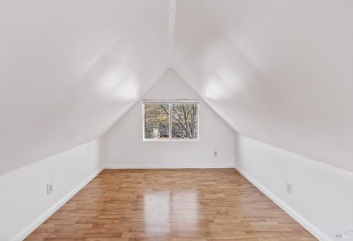 120 Thomas St, Ukiah CA  95482-5822 exterior
