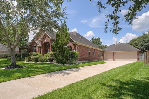 14711 Leighwood Creek Ln, Humble, TX 77396-3475