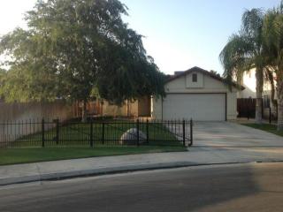 4608 Mattnick Dr, Bakersfield, CA 93313-3939