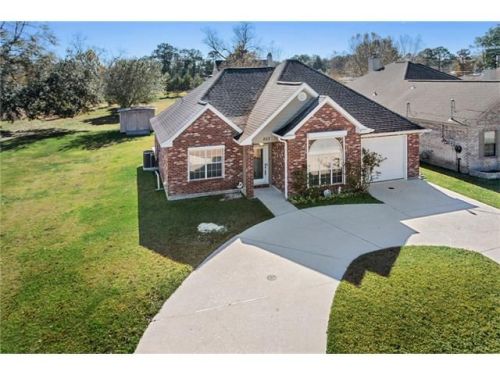207 Gourgues St, Hahnville, LA 70057-2380
