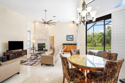 6670 Newport Lk Cir, Boca Raton FL 33496-3001 exterior