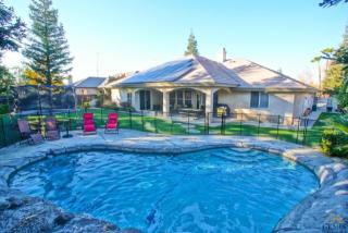 10611 Cliffside St, Bakersfield, CA 93311-3718