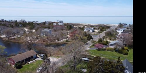 3175 Kenneys Rd, Southold NY  11971-3662 exterior