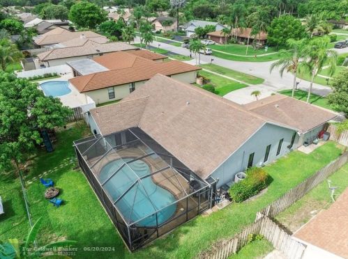 21044 Shady Vis Ln, Boca Raton FL  33428-1156 exterior