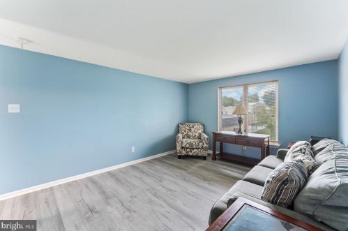 14 Tara Dr, New Castle DE  19720-4068 exterior