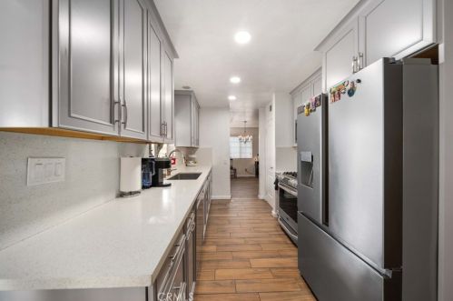 43611 Carefree Ct, Lancaster CA 93535-5611 exterior