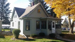 816 11th St, Monroe, WI 53566-1733