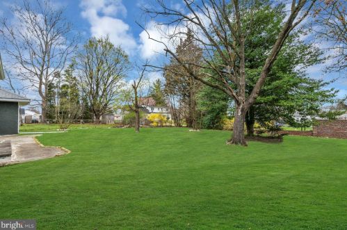 193 Woodland Ave, Trenton NJ  08638-2522 exterior