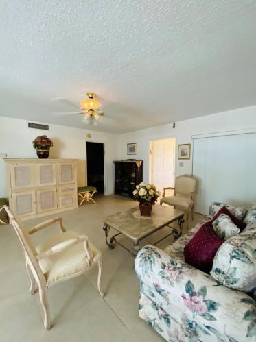 54 Plymouth F, West Palm Beach, FL 33417-6732