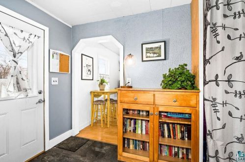 28 Vassar St, Duluth MN  55803-1539 exterior