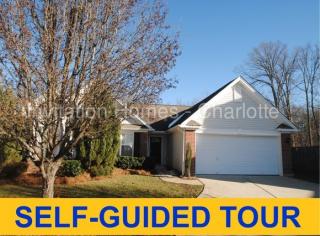 445 Bangor Dr, Winston Salem NC  27107-5901 exterior
