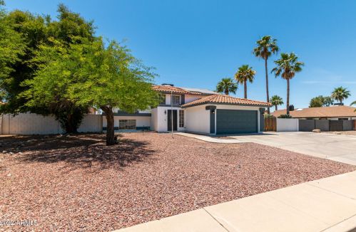 4913 Acoma Dr, Glendale AZ  85306-3828 exterior