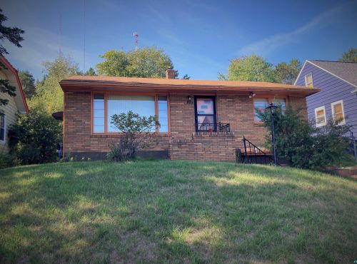 825 Skyline Pkwy, Duluth, MN 55805-1149