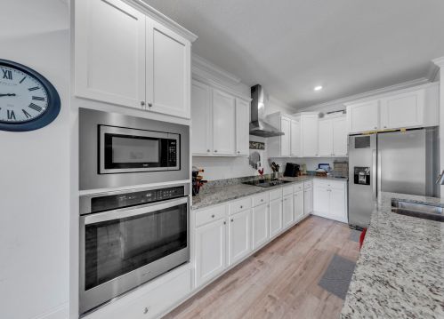 69 Hammock Oaks Blvd, Freeport FL  32439 exterior