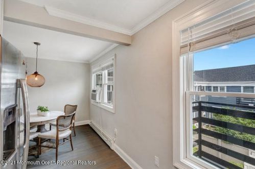 300 Deal Lake Dr, Tinton Falls NJ  07712-5136 exterior