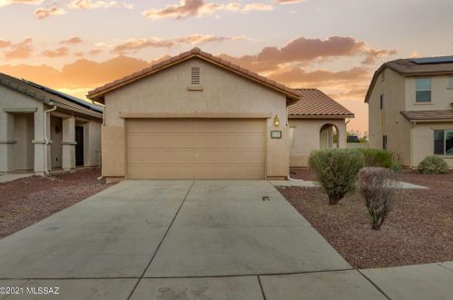 34537 Corral Dr, Red Rock, AZ 85145-6034