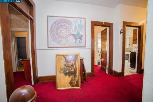 1523 28th Ave, Oakland CA  94601-1633 exterior