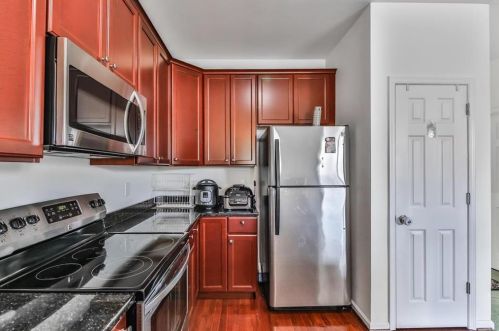 959 King Way, Breinigsville PA  18031-1484 exterior