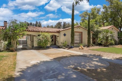 487 25th St, San Bernardino, CA 92405-3727