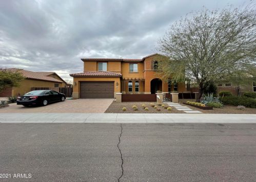 3917 Ellis St, Mesa, AZ 85205-5175