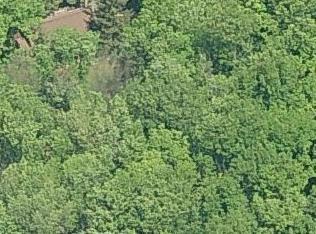 146 Timber Hill Rd, Henryville, PA 18332-7189