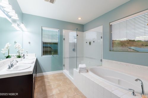 622 Wildflower Dr, Santa Maria CA  93455-6099 exterior