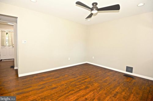 7 Pigeon Pl, Berkeley Township NJ  08721-1915 exterior