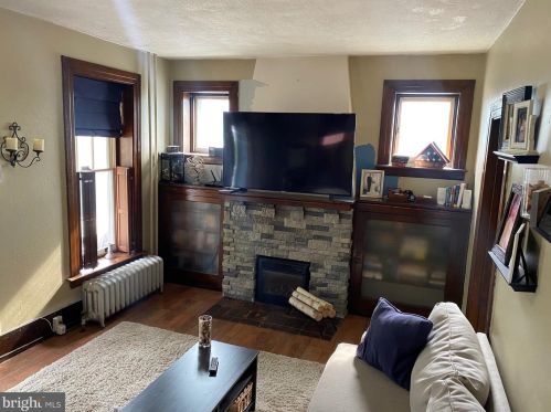 806 Hill St, Lebanon, PA 17046-2954