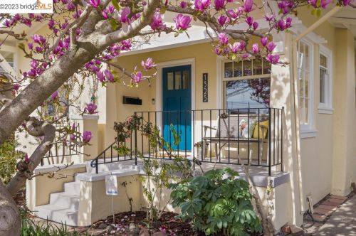 1325 Ward St, Berkeley, CA 94702-2323