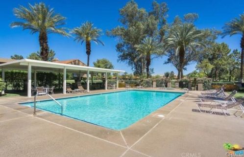 20 Hilton Head Dr, Rancho Mirage CA  92270-1607 exterior