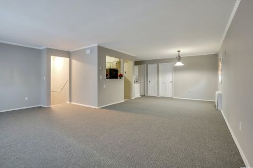 64 Sherman St, Lynbrook NY  11563-2020 exterior