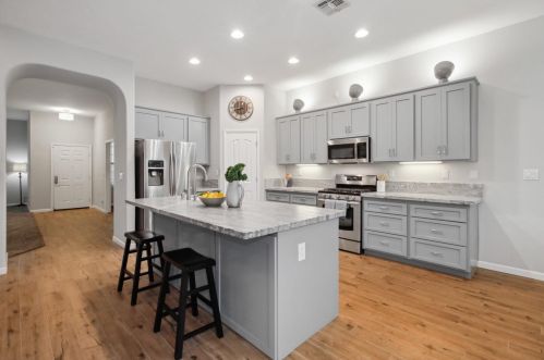 9959 Ferragamo Way, Elk Grove CA  95757-3037 exterior