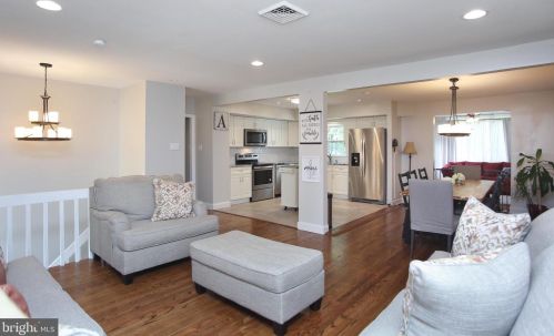 3826 Monitor Dr, Collegeville, PA 19426-3206