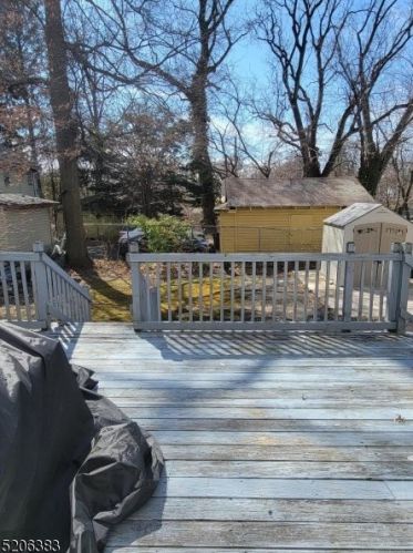 281 Dodd St, East Orange NJ  07017-1710 exterior