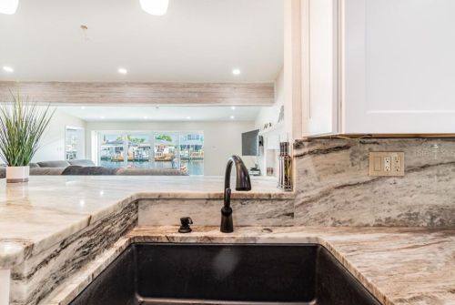 3955 Floramar Ter, New Port Richey FL 34652-3118 exterior