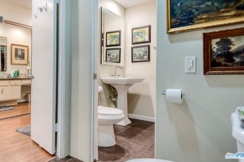 422 Forest Hills Dr, Rancho Mirage CA  92270-1459 exterior