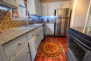 3144 Lake Dr, Nashville TN  37214-4240 exterior