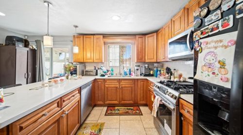 10800 State St, Lynwood CA  90262-1827 exterior
