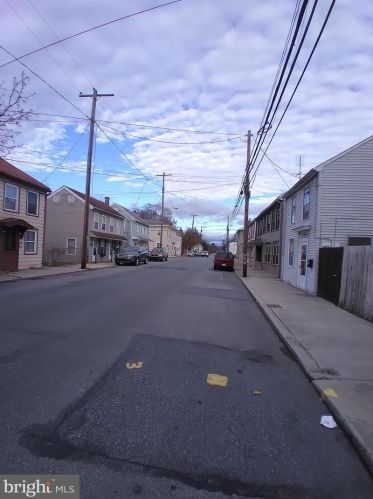 119 Market St, Navy Sup Dpt PA 17055-5555 exterior