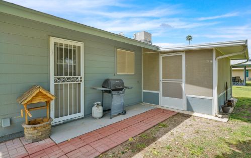 9906 Spruce Dr, Sun City AZ 85351-1958 exterior