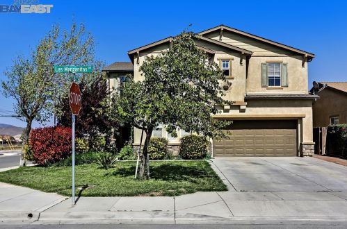 348 Las Manzanitas Dr, Greenfield, CA 93927-5748