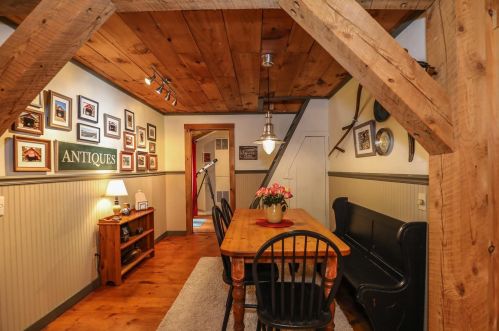 756 Bog Rd, Hillsboro NH  03244-4449 exterior