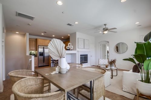 2774 Bellezza Dr, San Diego, CA 92108-6745