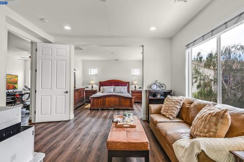 66 Sunchase Ct, Oakley CA  94561-4425 exterior