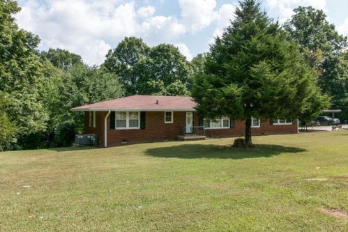 3148 Vanleer Hwy, Charlotte, TN 37036-6210