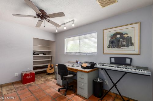 3623 Yorkshire Dr, Glendale AZ  85308-2335 exterior