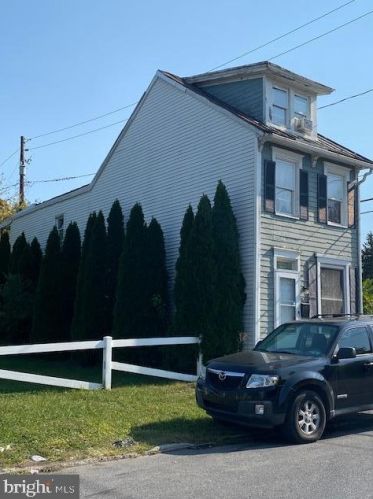 165 15th St, Harrisburg, PA 17103-2304