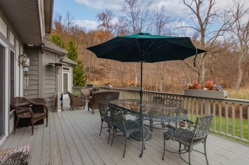 608 Shore Trl, Sparta NJ  07871-1329 exterior